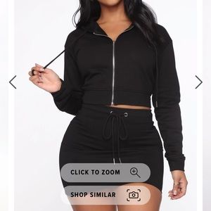 Fashion Nova too cool for that lounge set